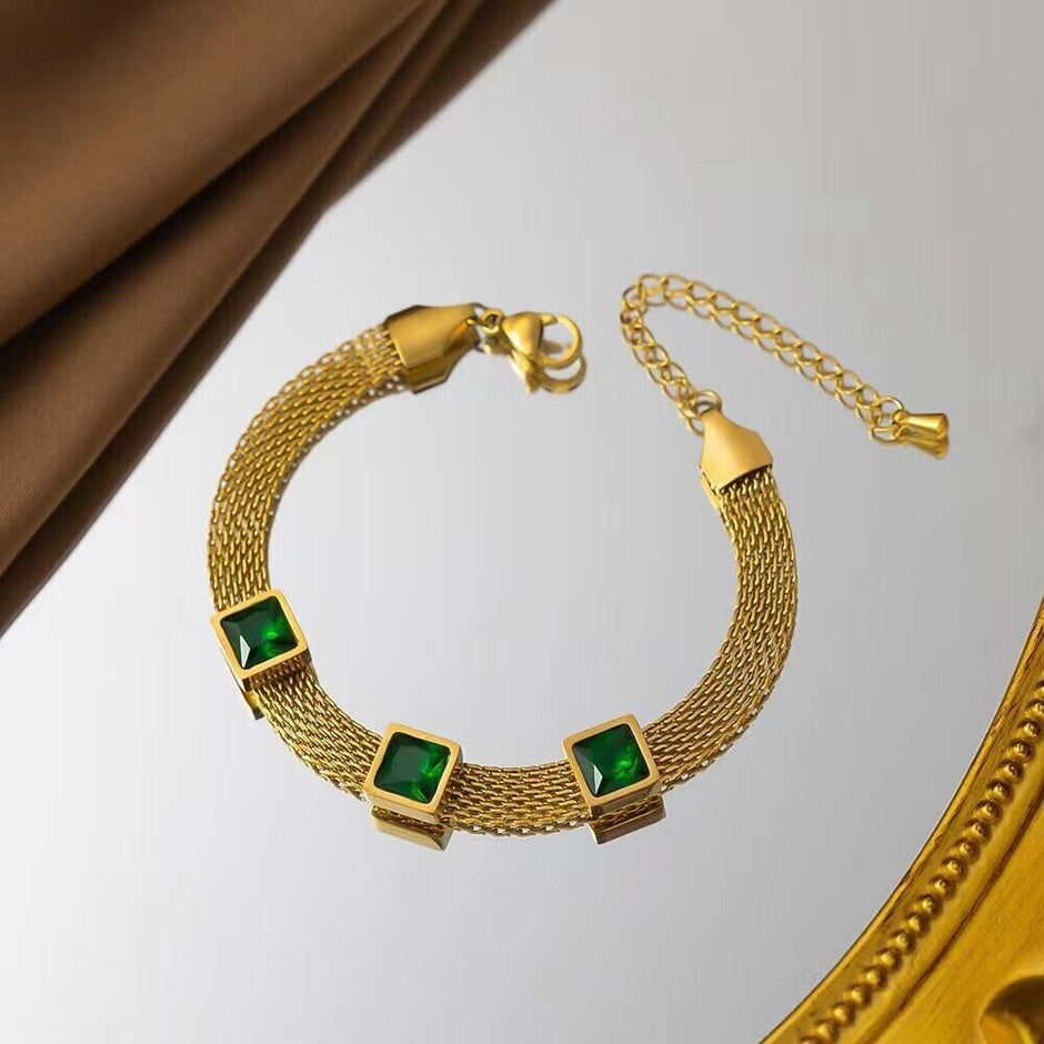 Mesh Emerald Stone Bracelet