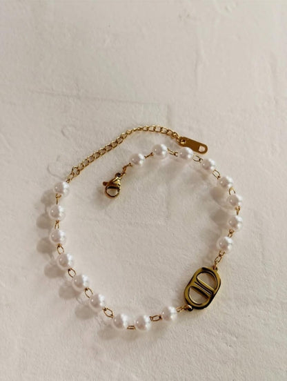 CD pearl Bracelet