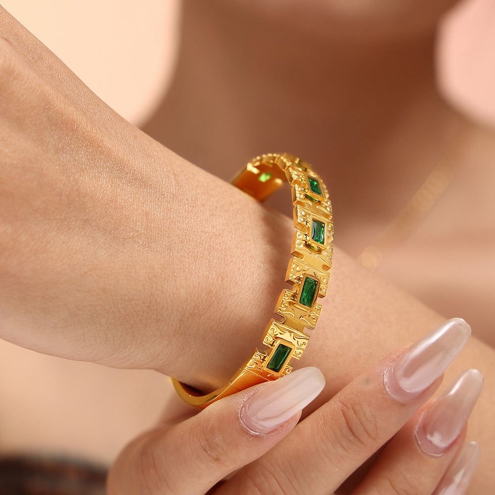 Emerald Stone Bangle
