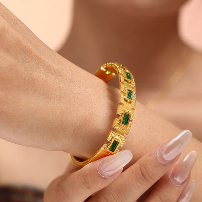 Emerald Stone Bangle