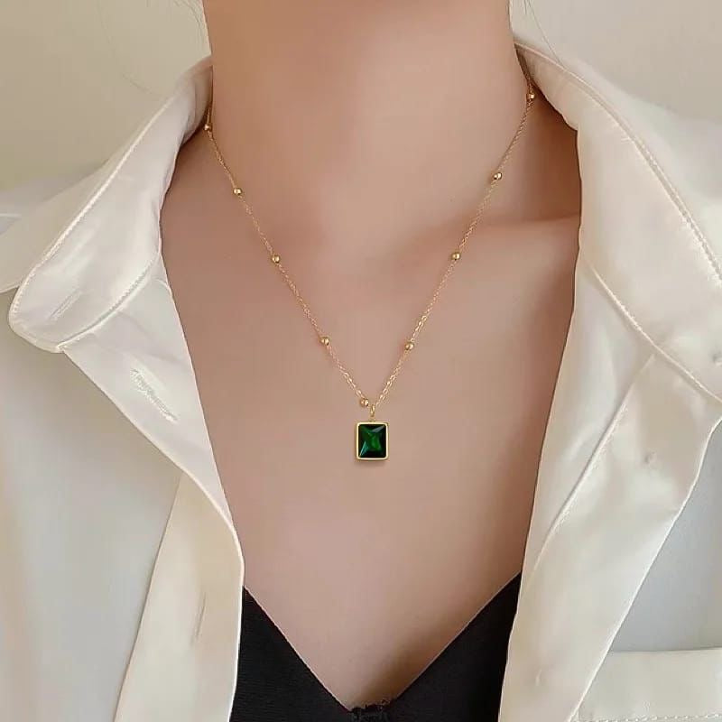 Emerald Zarkoon Necklace