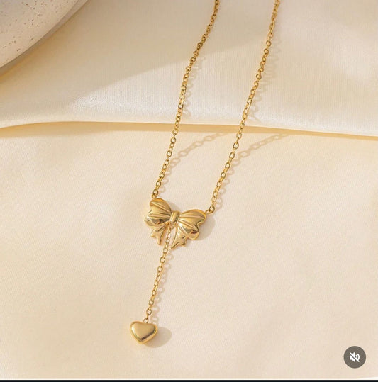 Bow & Heart Necklace