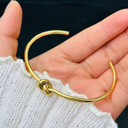 Knot Bangle