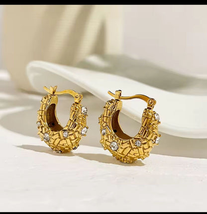 Stella Gold Hoops