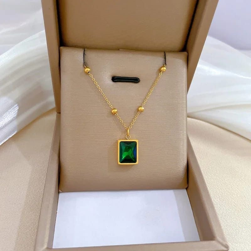 Emerald Zarkoon Necklace