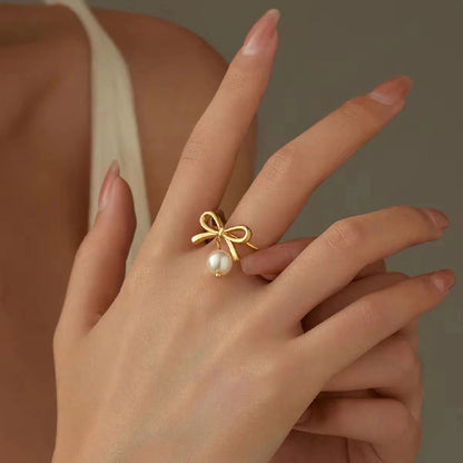 Bow Pearl Ring