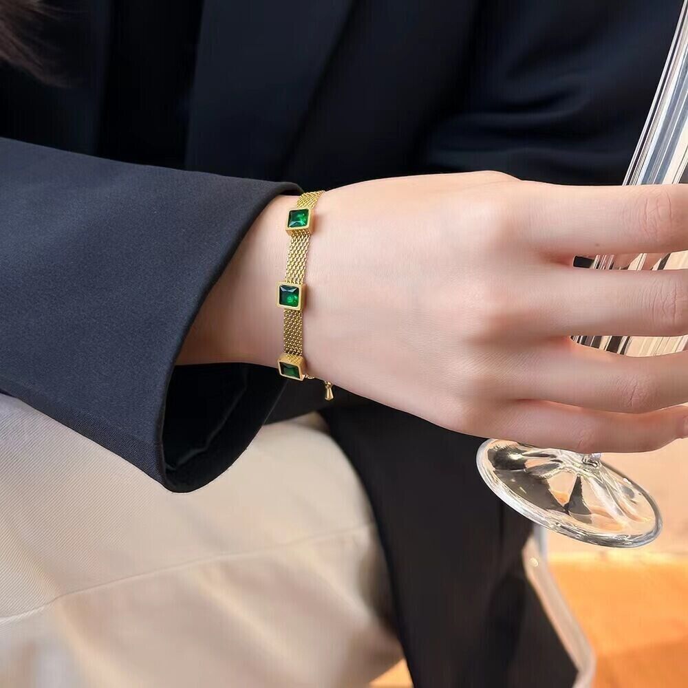 Mesh Emerald Stone Bracelet